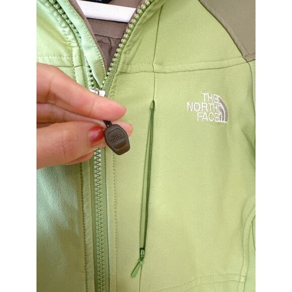 THE NORTH FACE Apex Green Bionic Soft Shell Jacket | Small - Picture 7 of 15
